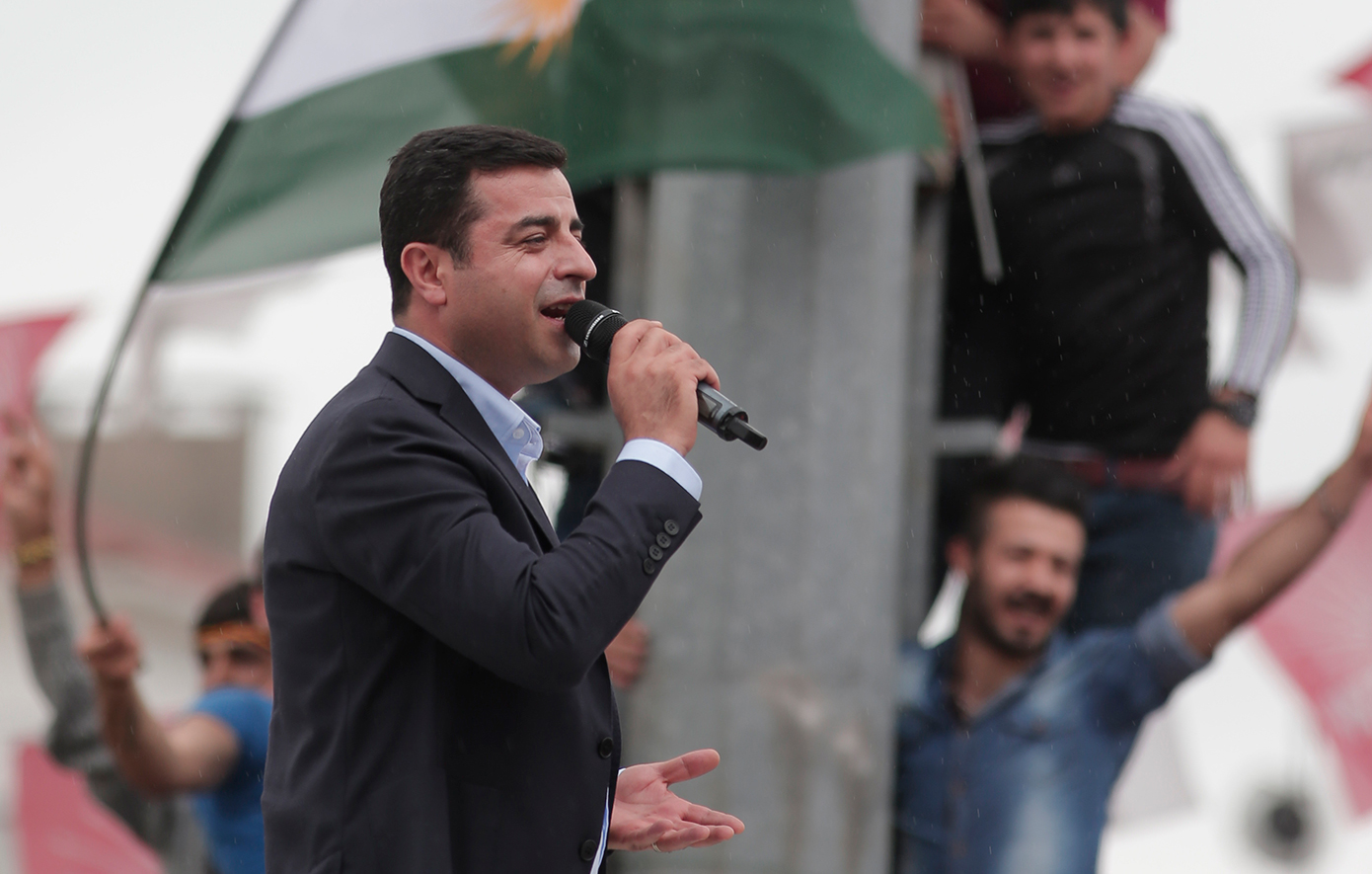 Τουρκία: Ποινές «εξόντωσης» σε Ντεμιρτάς και  Κούρδους πολιτικούς για την εξέγερση του 2014