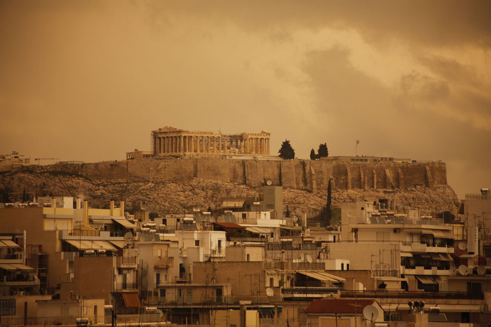 Αφρικανική σκόνη «πνίγει» την Αθήνα