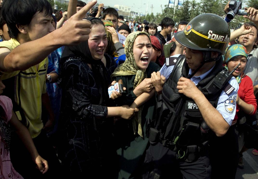 Οι Ουιγούροι αφορμή για να αυξηθεί η ένταση στις σχέσεις Κίνας- Βρετανίας