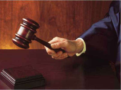 Το ρόλο έξι δικαστών ερευνούν οι Εισαγγελικές αρχές