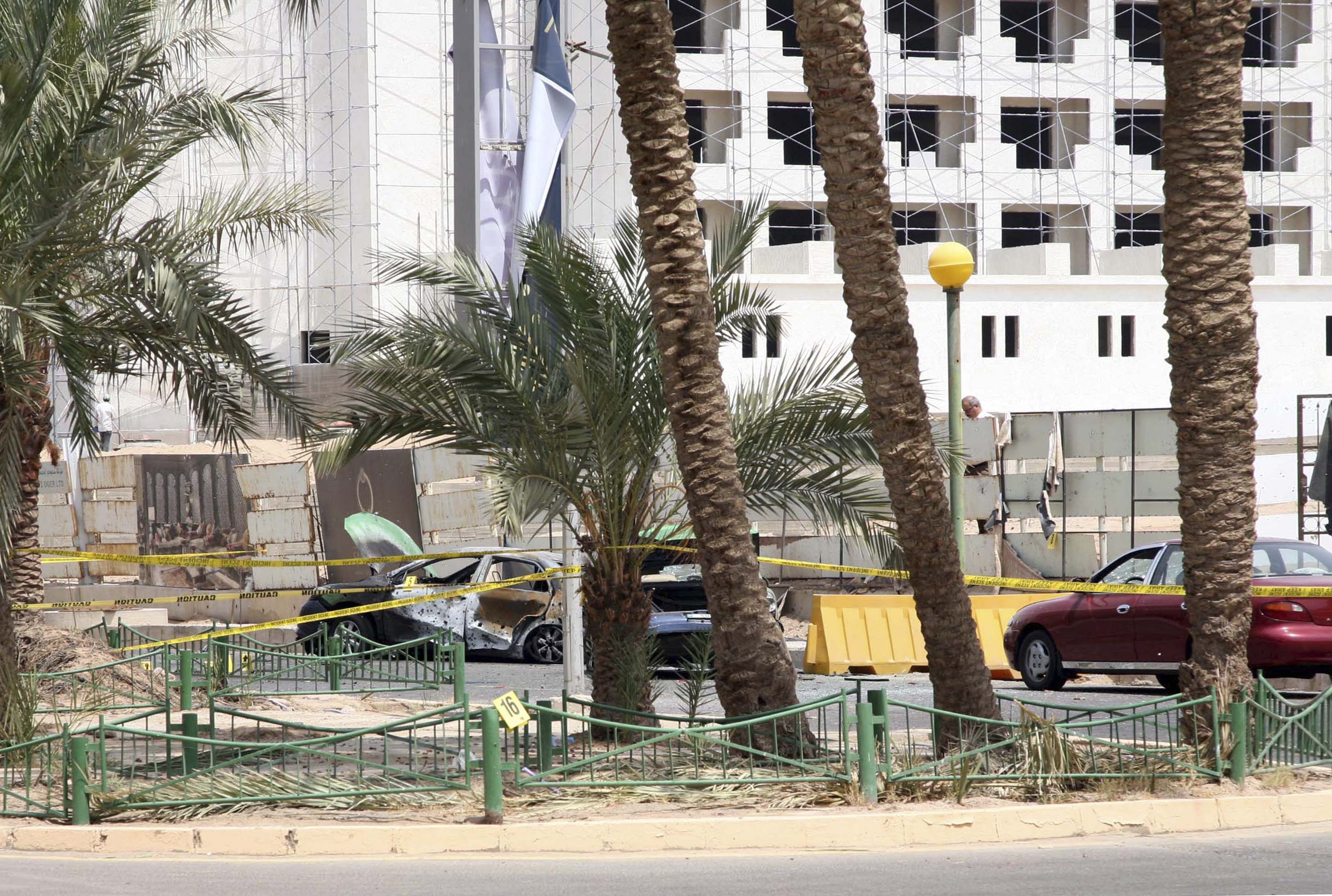 Η Αίγυπτος «βλέπει» παλαιστινιακές οργανώσεις πίσω από το χτύπημα με ρουκέτες