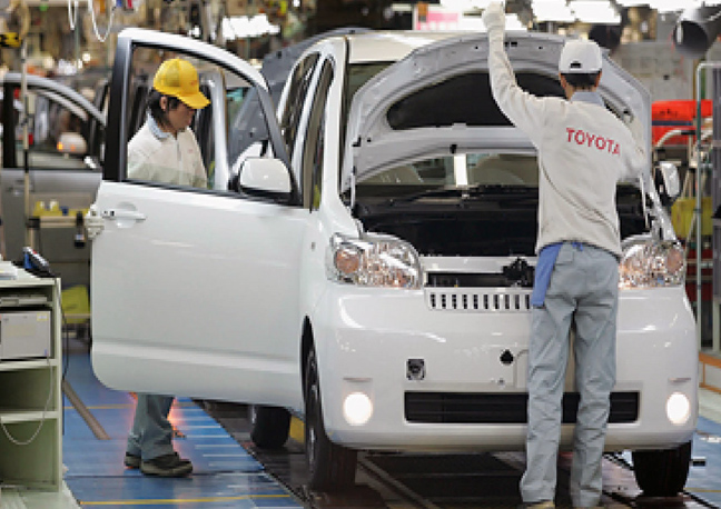 Μείωση παραγωγής στην Κίνα για Toyota και Nissan