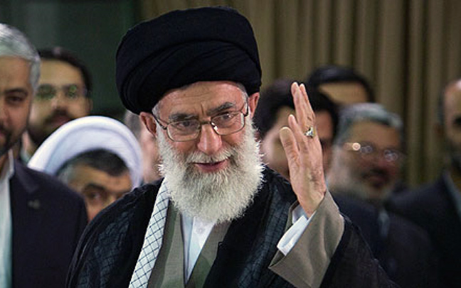 Με αντίποινα απειλεί ο πνευματικός ηγέτης του Ιράν