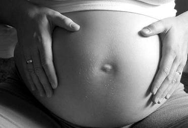 Η οικογενειακή βία στιγματίζει τα αγέννητα παιδιά