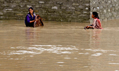 Δεκάδες νεκροί από τις βροχές στο Πακιστάν