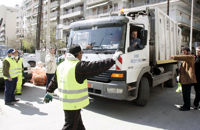 Μαζεύτηκαν τα σκουπίδια στο κέντρο της Θεσσαλονίκης