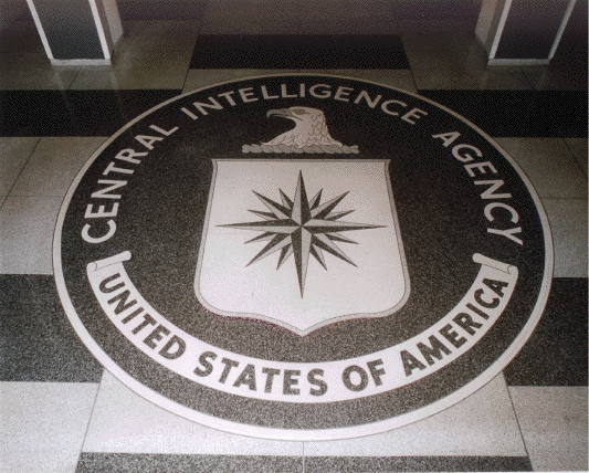 Τα μέιλ του διευθυντή της CIA στον «αέρα»