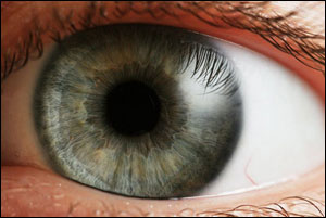 Τεχνητοί κερατοειδείς δίνουν ελπίδα σε ασθενείς με σοβαρή απώλεια όρασης