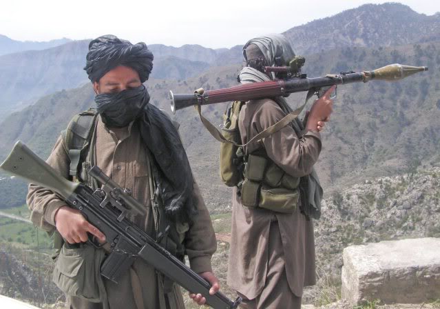 Απειλούν με αντίποινα οι Ταλιμπάν του Πακιστάν