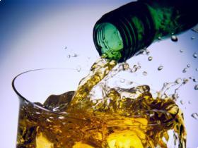 Αλκοόλ: Μετρά όχι μόνο το πόσο αλλά και το πότε