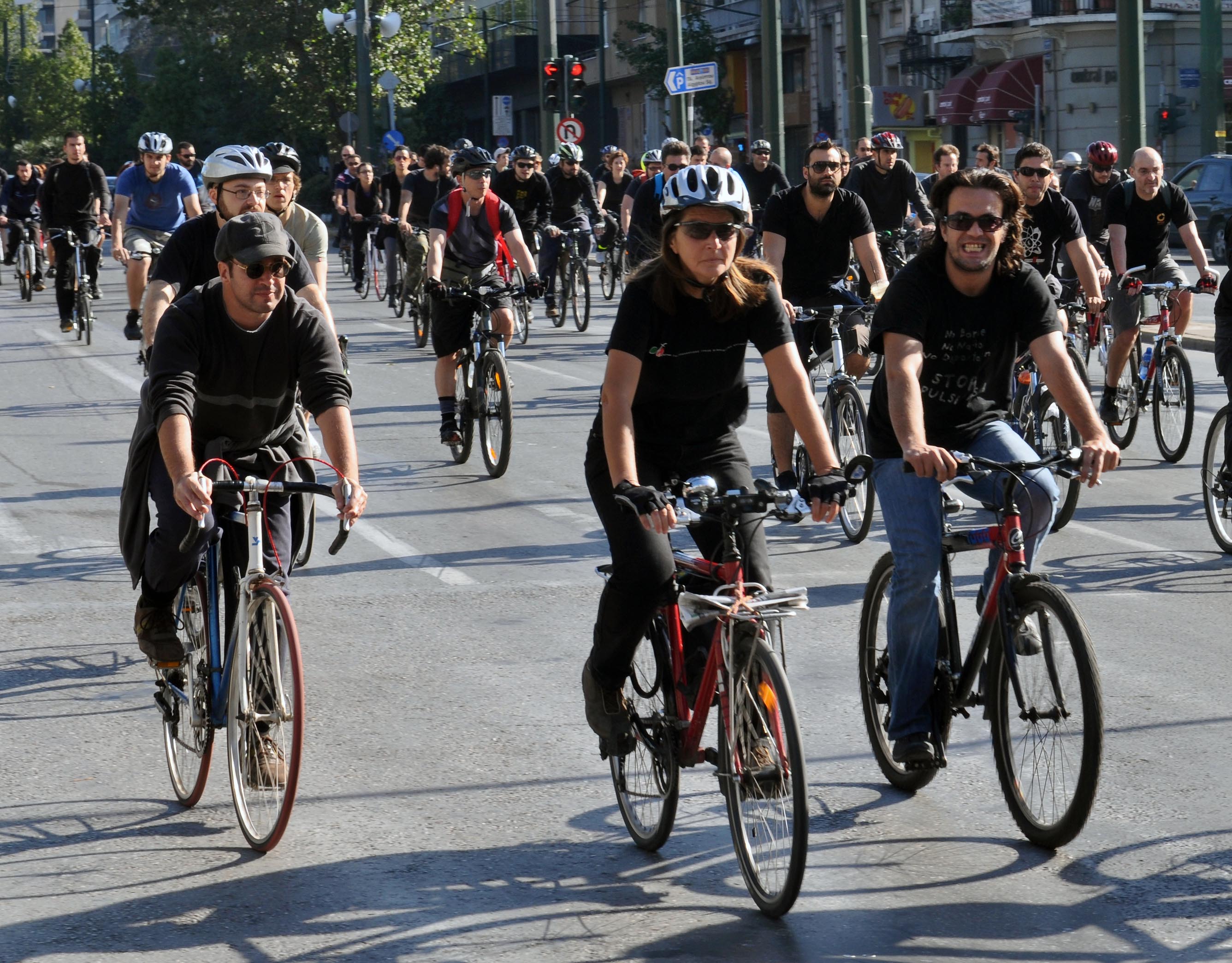 Σύστημα κοινόχρηστων ποδηλάτων προωθεί ο δήμος Αθηναίων