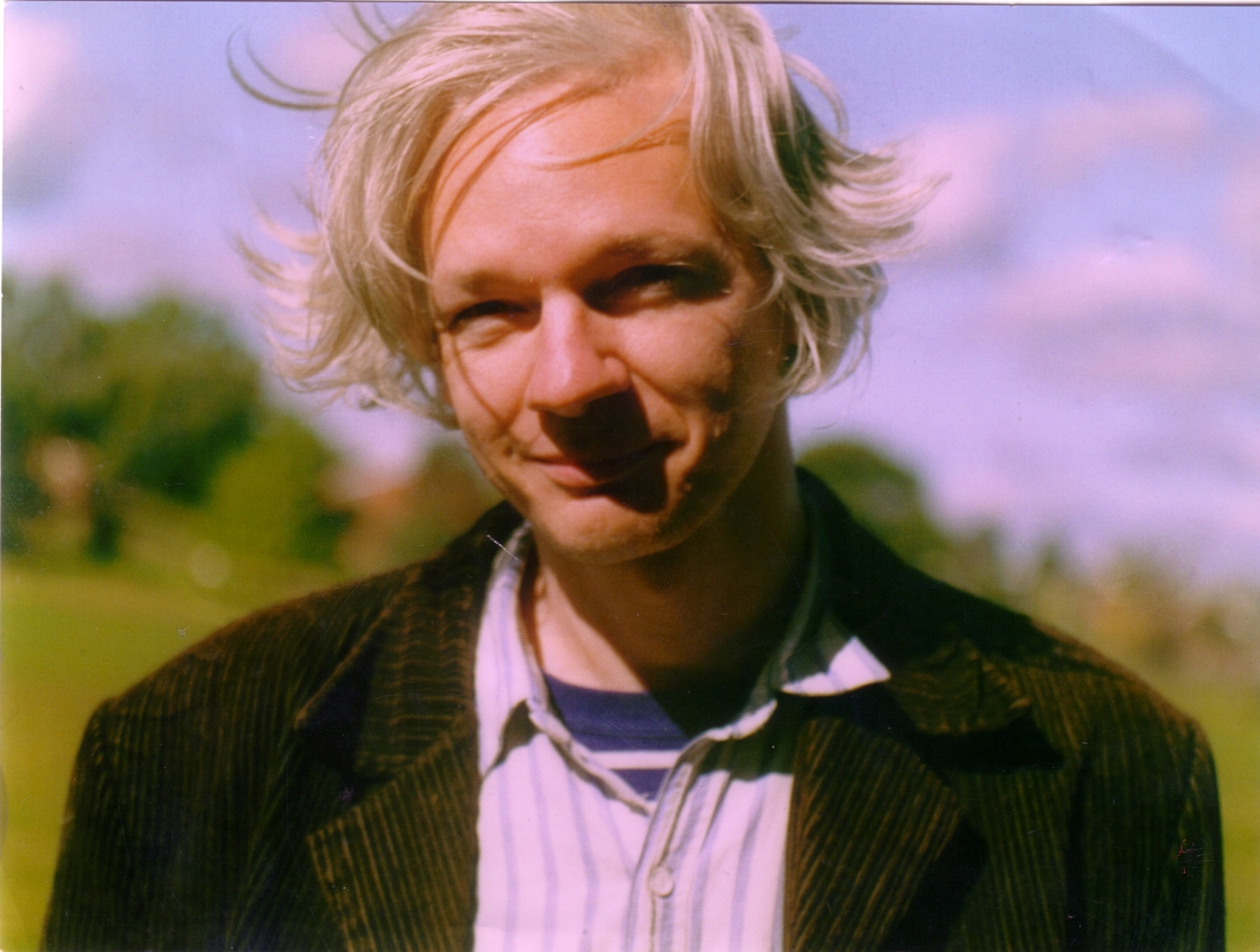 Ηθοποιός ο ιδρυτής της Wikileaks