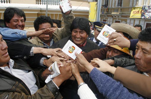 Στη Βολιβία μειώνουν τα όρια συνταξιοδότησης