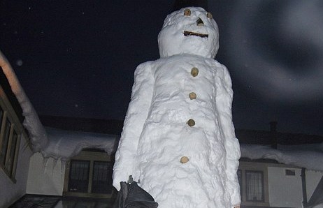 Χιονάνθρωπος&#8230; Πύργος της Πίζας