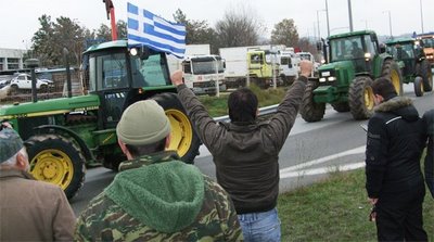 Οι αγρότες διαμαρτύρονται στη Θεσσαλονίκη