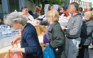 Χριστουγεννιάτικο γεύμα για τους απόρους