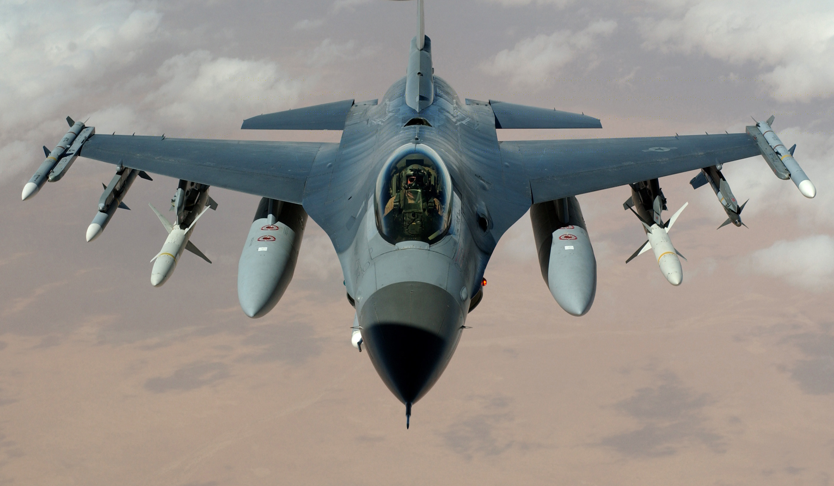 Πιλότος F-16: Μότο της ομάδας μας «το κεφάλι ψηλά»