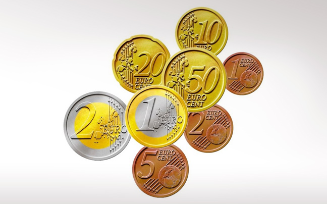 Οι διαρροές περί «επιλεκτικής χρεοκοπίας» ρίχνουν το ευρώ