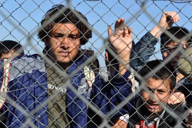 Σχεδόν 9.000 μετανάστες επιθυμούν να εγκαταλείψουν την Ελλάδα