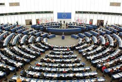 «Ναι» στην υιοθέτηση κανονισμού για τα ευρωπαϊκά πολιτικά κόμματα