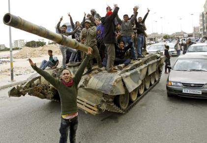 Διαφωνούν με την επέμβαση στη Λιβύη δύο στους τρεις Βρετανούς