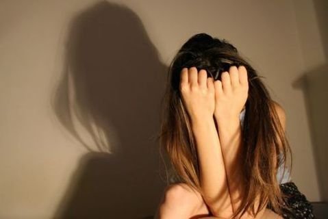 Κατηγορείται για το βιασμό 19χρονης Αλβανίδας
