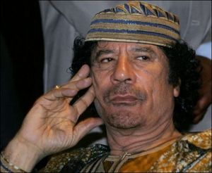Το περιβάλλον Καντάφι επιχείρησε να προσεγγίσει τις ΗΠΑ