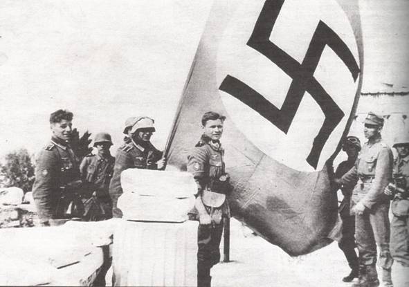Σαν σήμερα το 1941 οι Γερμανοί εισέβαλαν στην Αθήνα nazi%207 Σαν σήμερα το 1941 οι Γερμανοί εισέβαλαν στην Αθήνα
