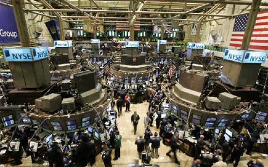 Ο Dow Jones ξεπέρασε για πρώτη φορά τις 22.000 μονάδες