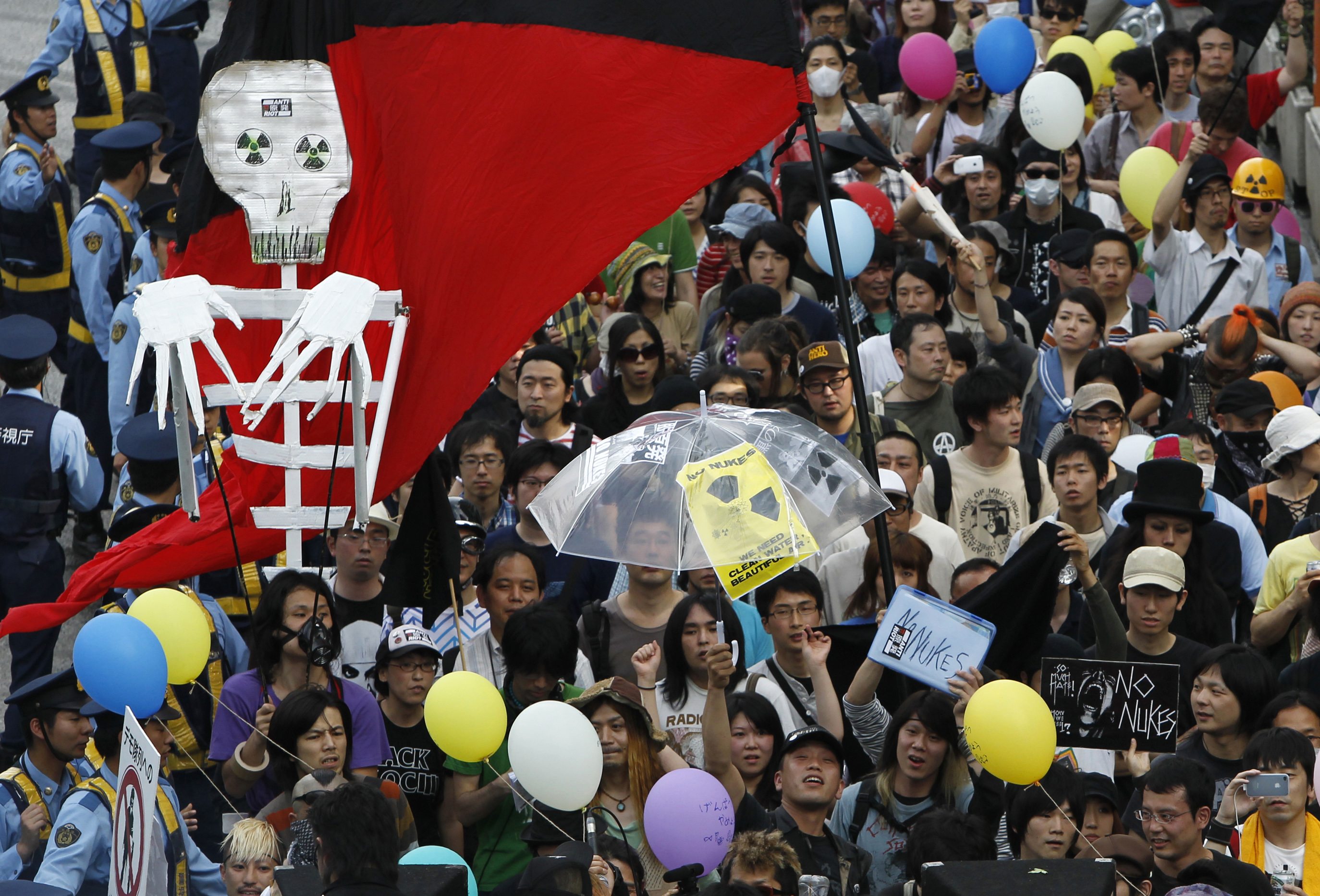Παρών στις αντιπυρηνικές διαδηλώσεις ο Ιάπωνας πρωθυπουργός