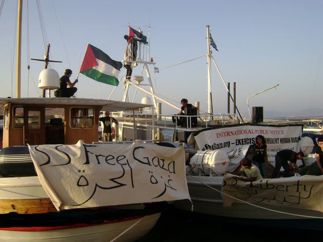 Διαμαρτυρία για τα πλοία του «Στόλου της Ελευθερίας»