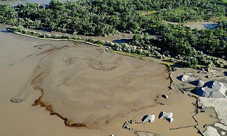 Περισσότερα από 100.000 λίτρα πετρελαίου διέρρευσαν στον ποταμό Γέλοστοουν