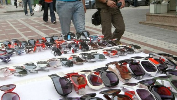 Αστυνομική επιχείρηση για την καταπολέμηση του παρεμπορίου στο κέντρο της Αθήνας