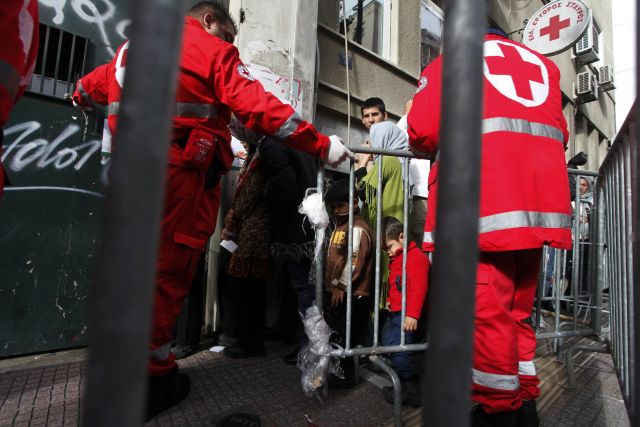 Ραγδαία αύξηση των Ισπανών που βοηθήκαν από τον Ερυθρό Σταυρό