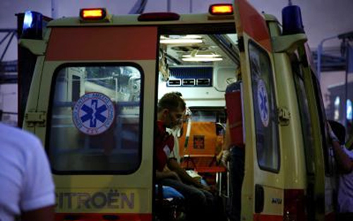 Πέντε τραυματίες από σύγκρουση ασθενοφόρου με ταξί