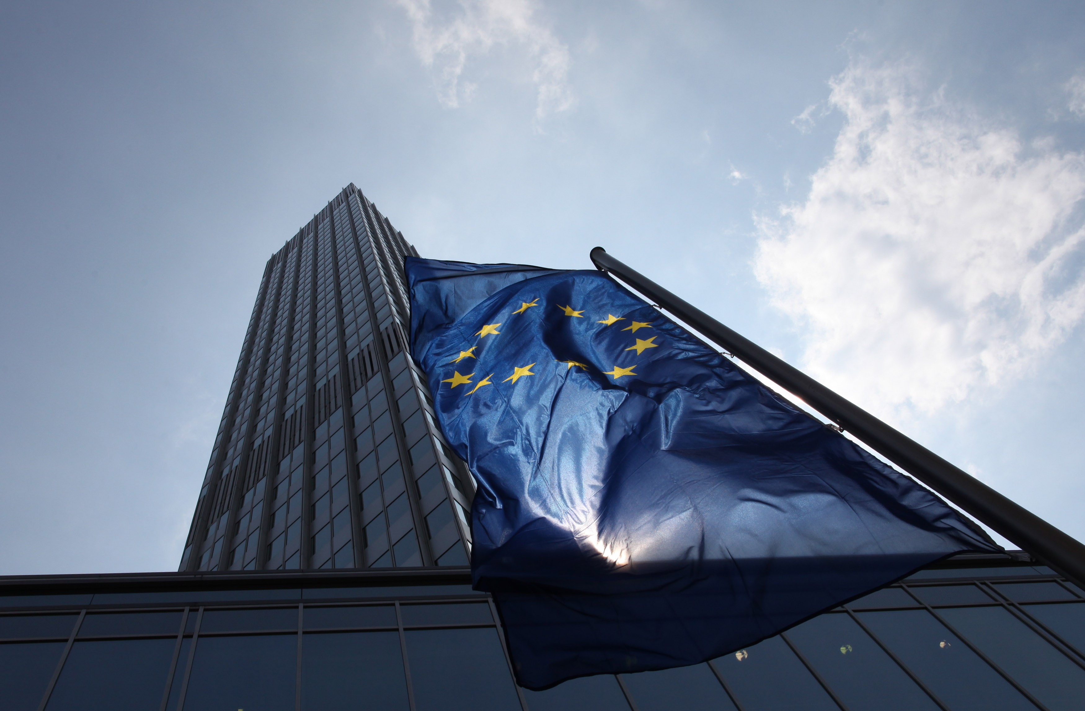 Αύξηση 0,2% στο δανεισμό από τις τράπεζες της ευρωζώνης