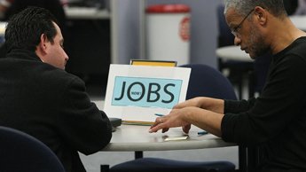 Μειώθηκε ο αριθμός των ανέργων στις ΗΠΑ