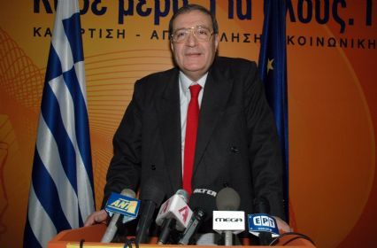 Ο πρόεδρος του ΣΜΕΧΑ Αλέξανδρος Μωραϊτάκης στη Βουλή
