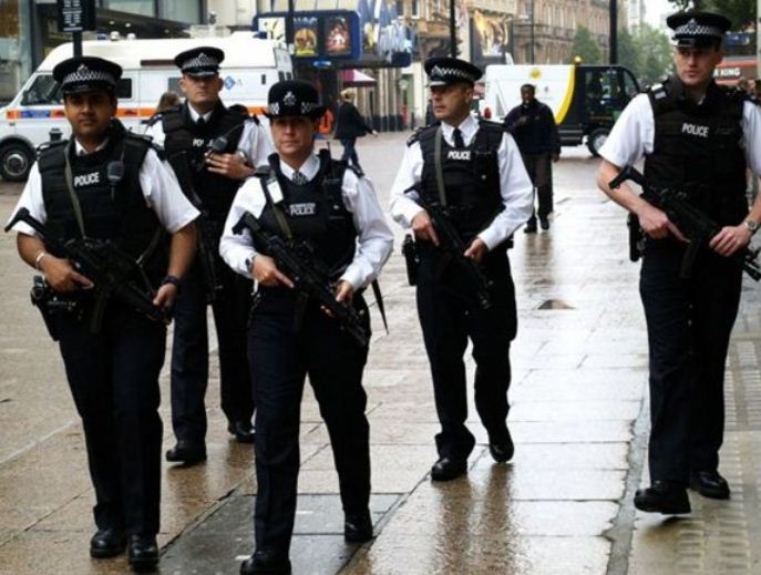 Σύλληψη γυναίκας στην Αγγλία που ετοιμαζόταν ενταχθεί στο Ισλαμικό Κράτος