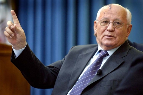 Επιστρέφει στην πολιτική σκηνή ο Γκορμπατσόφ