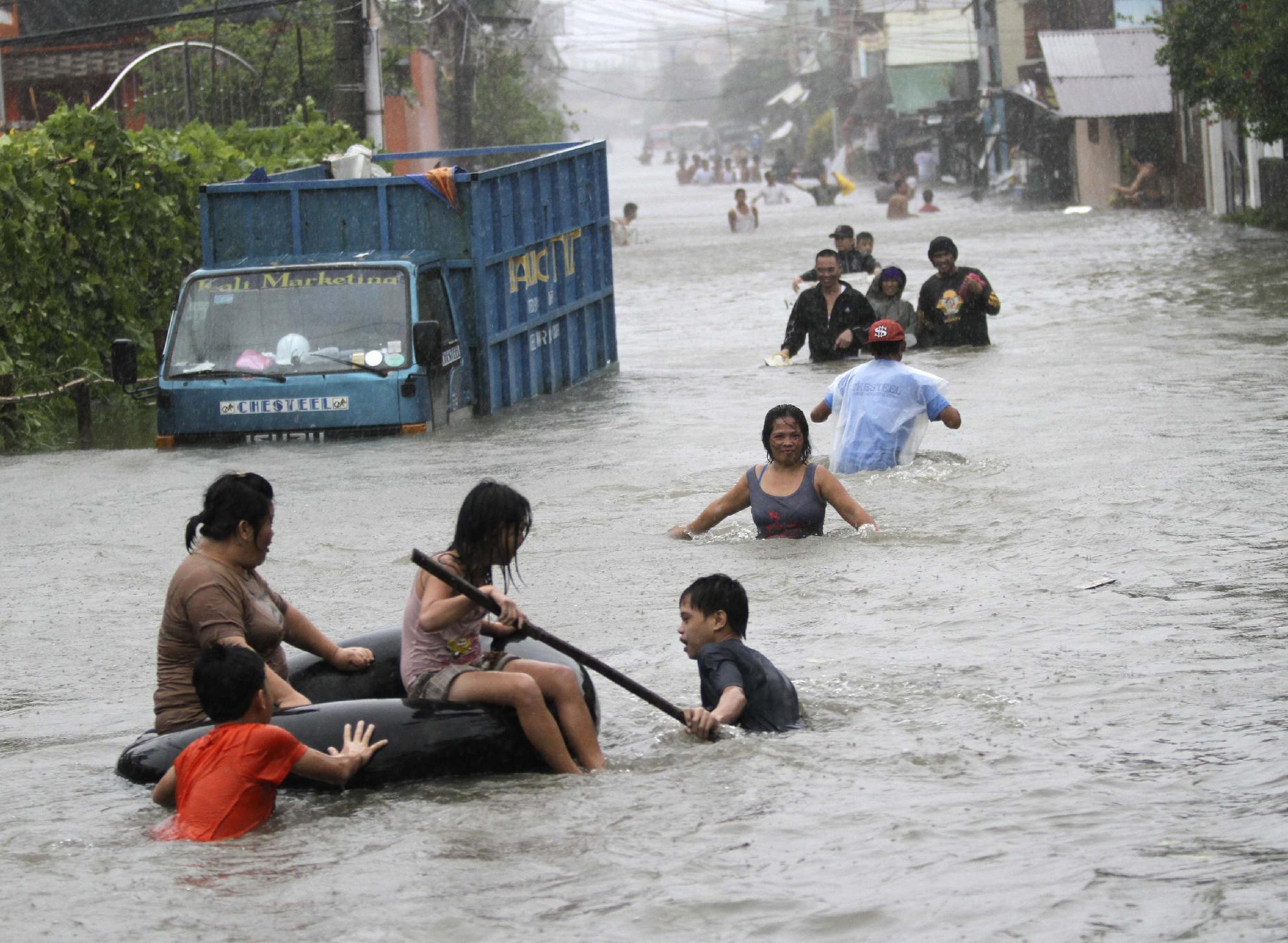 Δεύτερος τυφώνας πλήττει τις Φιλιππίνες