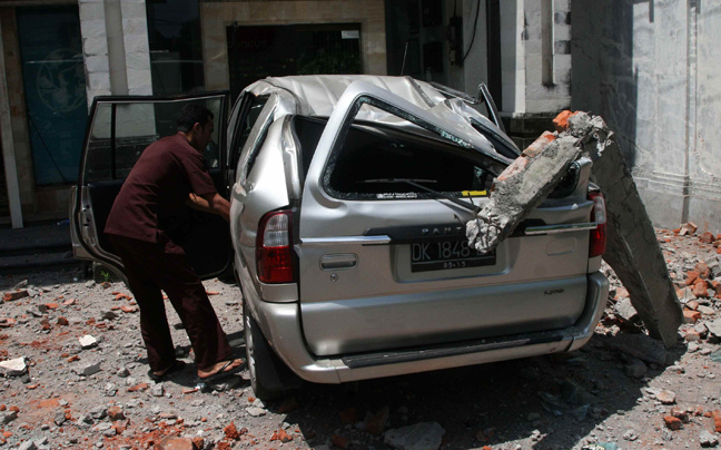 Δεκάδες τραυματίες από το σεισμό στο Μπαλί