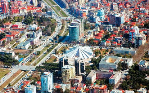 Ελληνικές επιχειρήσεις καθ&#8217; οδόν για Αλβανία