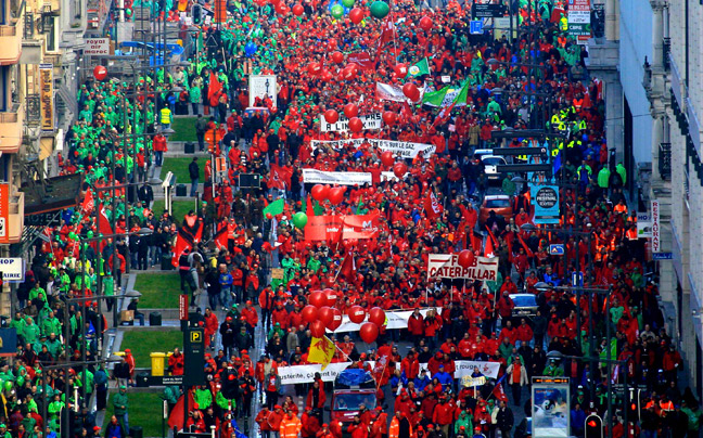 Μεγαλειώδης διαδήλωση στις Βρυξέλλες