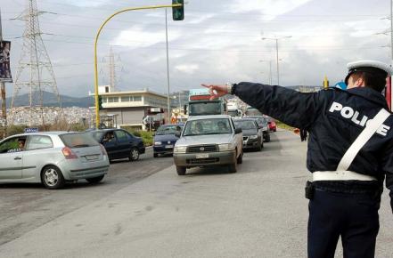 Έντυπο υλικό για ασφαλή οδήγηση θα μοιράσει η Τροχαία Θεσσαλονίκης