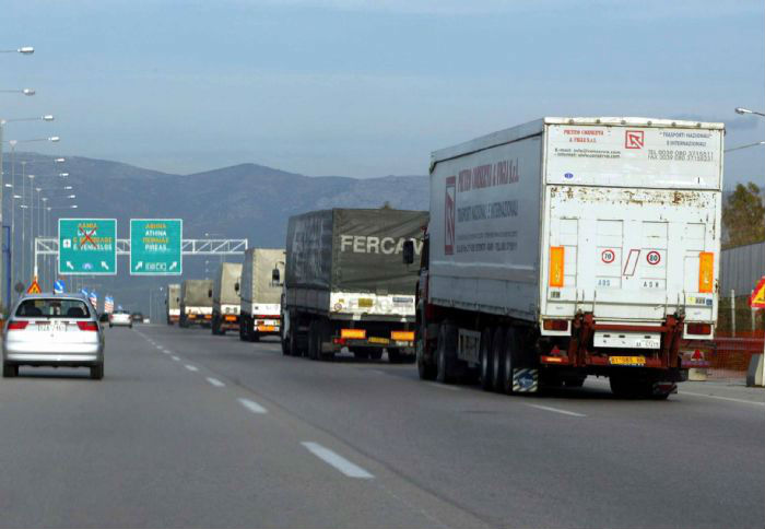 Έλεγχοι στα φορτηγά στις εθνικές οδούς και τις εισόδους της χώρας