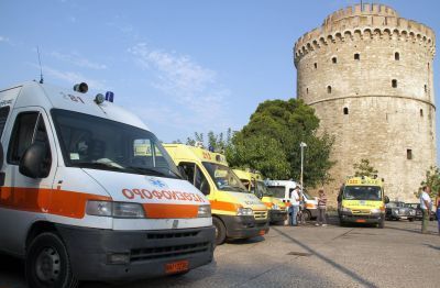 Μόνο με οχτώ ασθενοφόρα τα επείγοντα στη Θεσσαλονίκη!