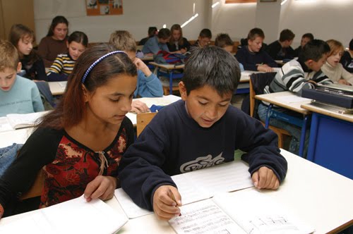 Εμφύλιος για τα παιδιά των Ρομά στην Καρδίτσα