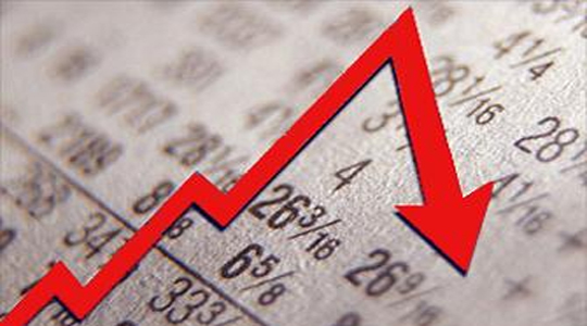 Οικονομολόγοι του Bloomberg «βλέπουν» ύφεση 1,8% για το 2016 στην Ελλάδα