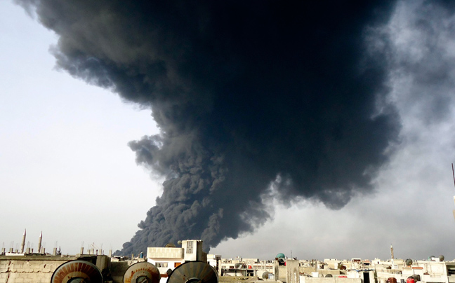 Πυκνός καπνός στη Χομς